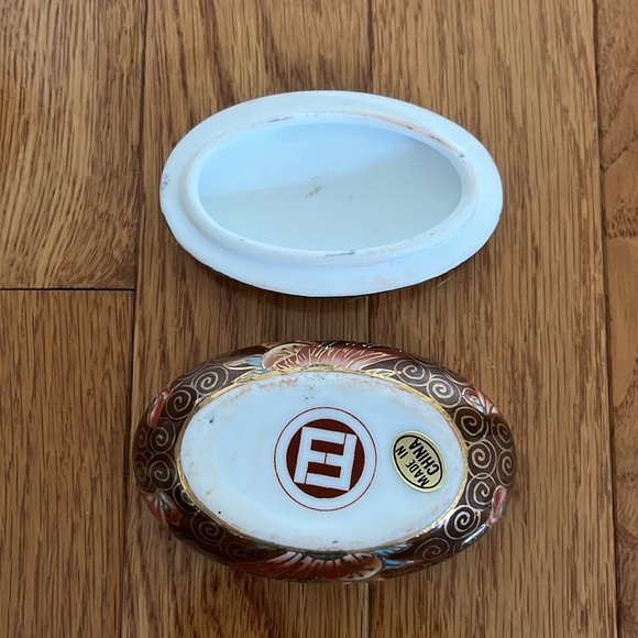 Vintage Ceramic Gold Trim Cloisonné Oblong Egg Jewellery Trinkets Keepsake Box - Picture 6 of 10